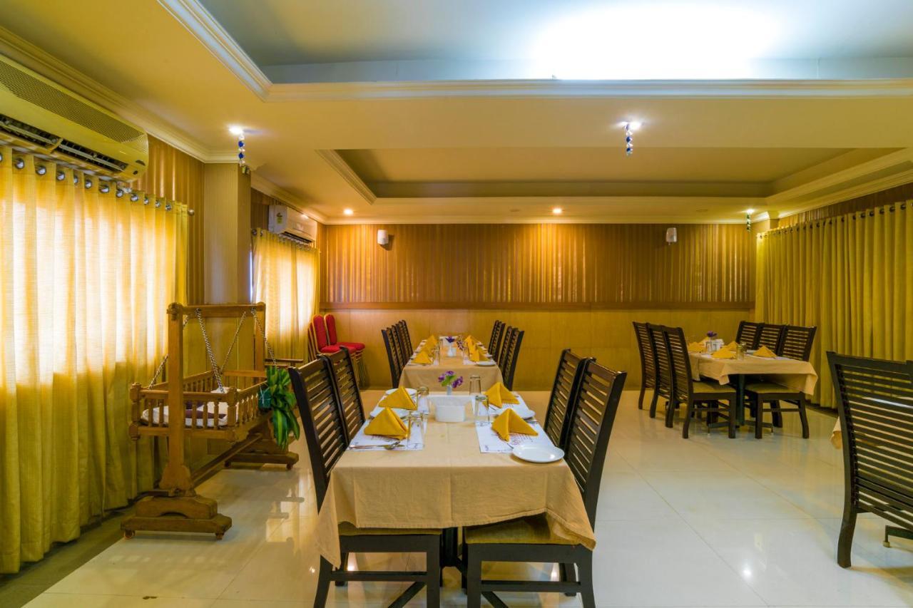 Sree Gokulam Residency Hotel Thrissur ภายนอก รูปภาพ