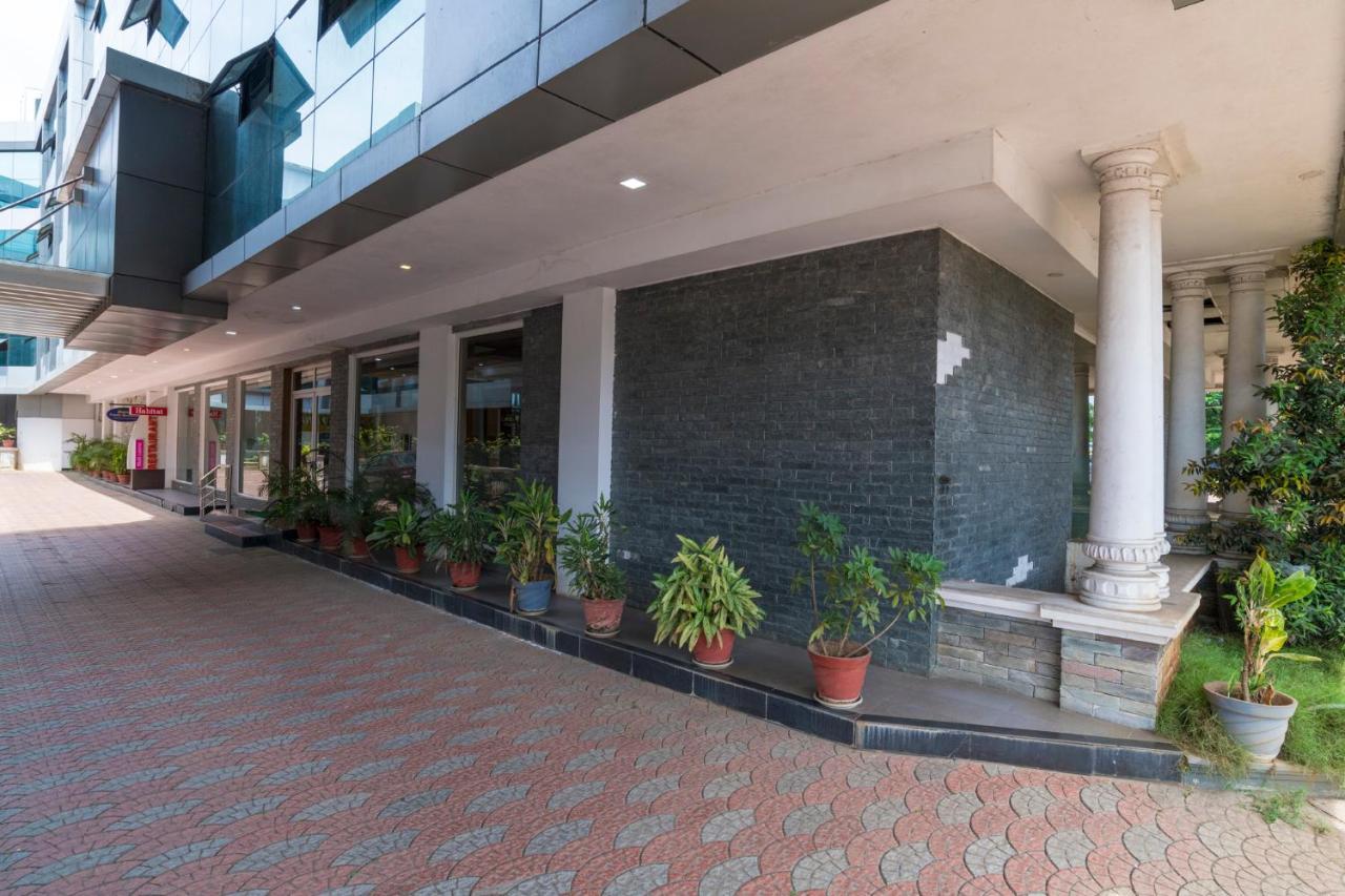 Sree Gokulam Residency Hotel Thrissur ภายนอก รูปภาพ