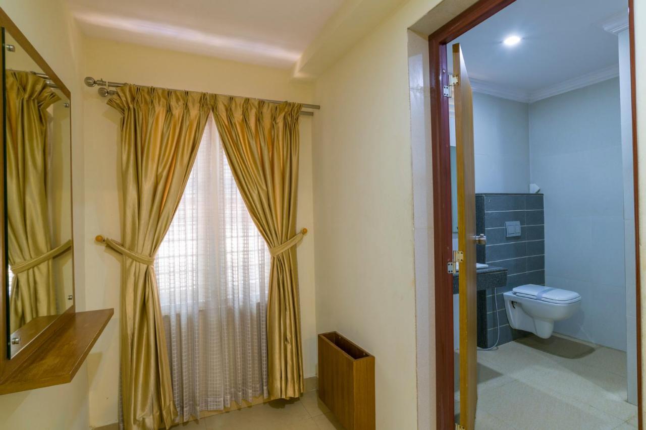 Sree Gokulam Residency Hotel Thrissur ภายนอก รูปภาพ