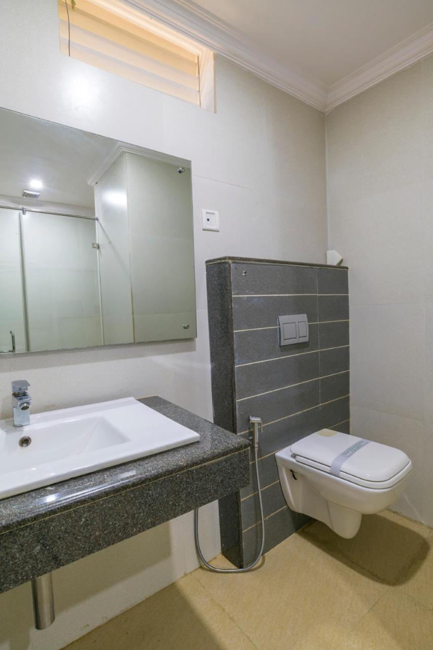 Sree Gokulam Residency Hotel Thrissur ภายนอก รูปภาพ